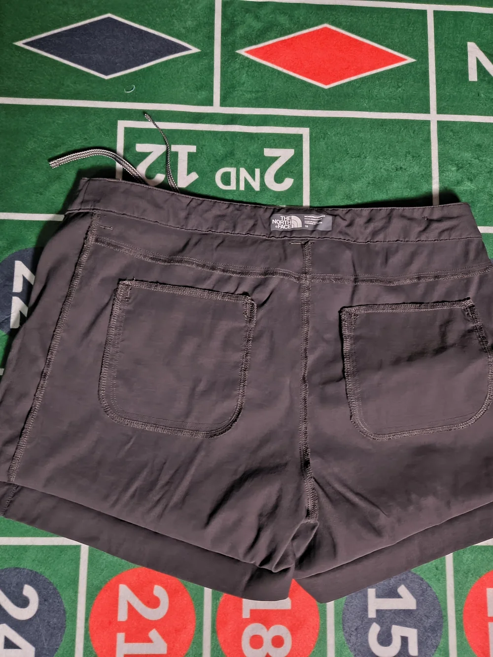 The North Face Hiking Shorts Women's 10 Gray Outdoor Trail Utility Shorts